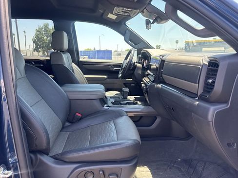 Certified 2023 Chevrolet Silverado 1500 ZR2 w/ Technology Package AWD/4WD image 12