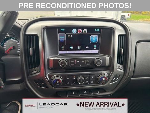 Used 2015 Chevrolet Silverado 1500 LTZ AWD/4WD image 18
