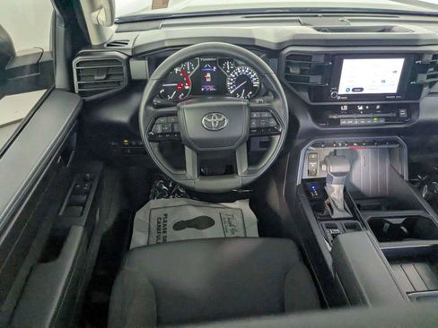 Used 2024 Toyota Tundra SR AWD/4WD image 34