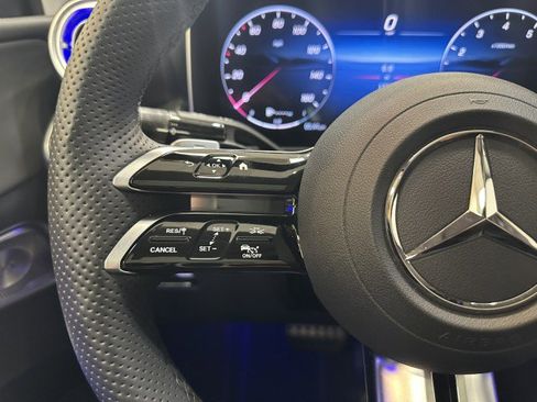 Certified 2025 Mercedes-Benz GLC 300 4MATIC image 18