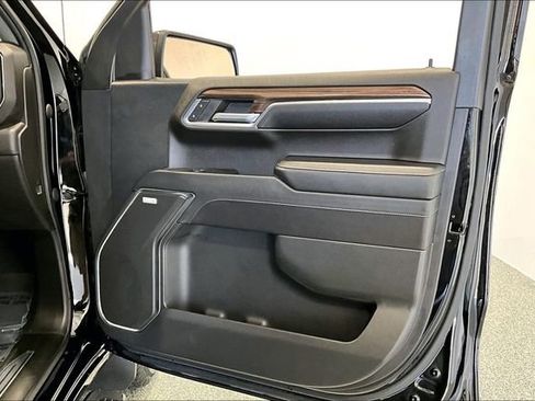 Used 2023 Chevrolet Silverado 1500 RST image 30