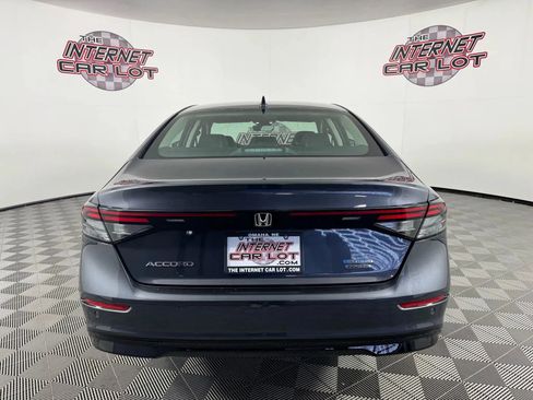 Used 2023 Honda Accord Touring image 6