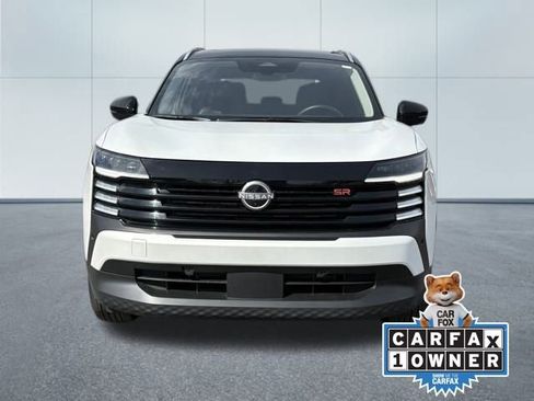 Certified 2025 Nissan Kicks SR w/ Illumination Package image 5