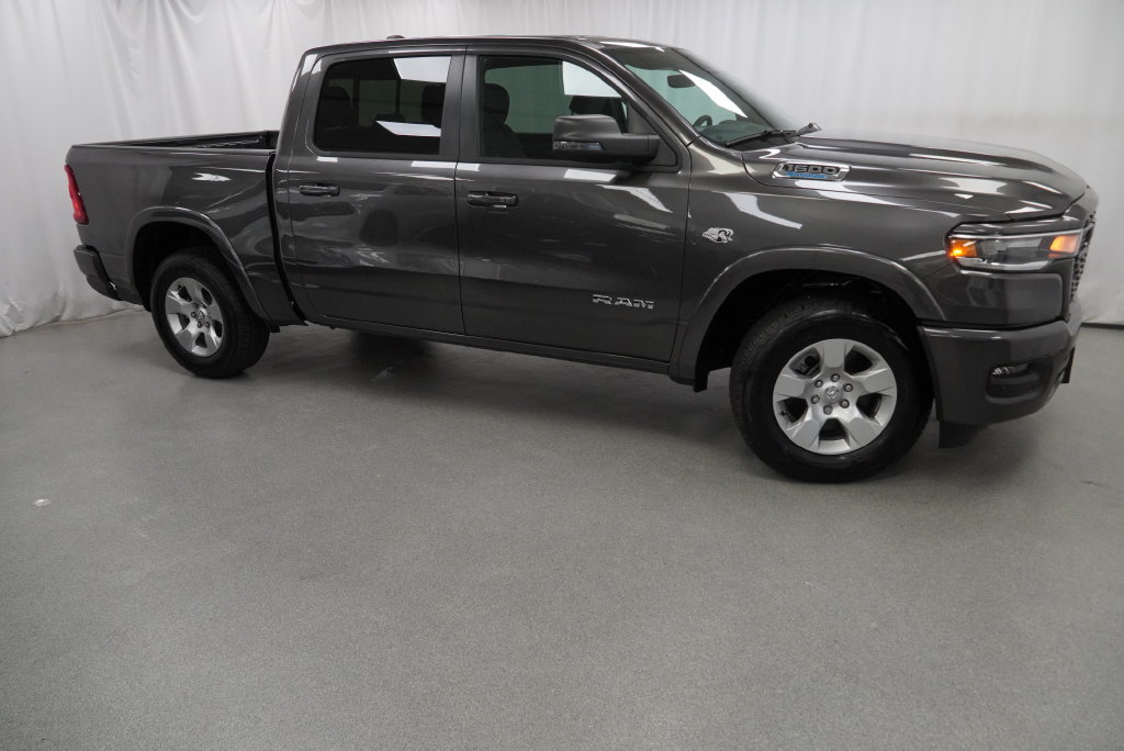 New 2026 RAM 1500 Big Horn AWD/4WD image 9