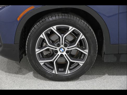 Used 2023 BMW X2 xDrive28i w/ Premium Package 2 AWD/4WD image 22