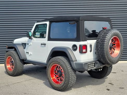 Used 2021 Jeep Wrangler Sport AWD/4WD image 3