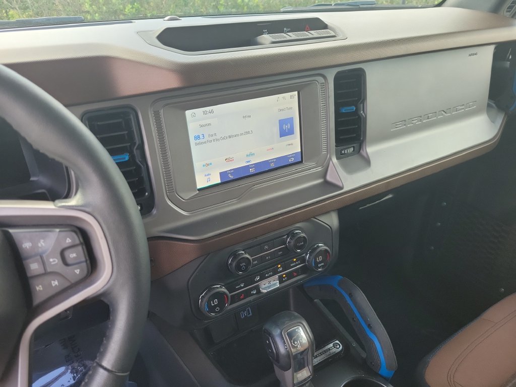 Used 2023 Ford Bronco Outer Banks AWD/4WD image 17