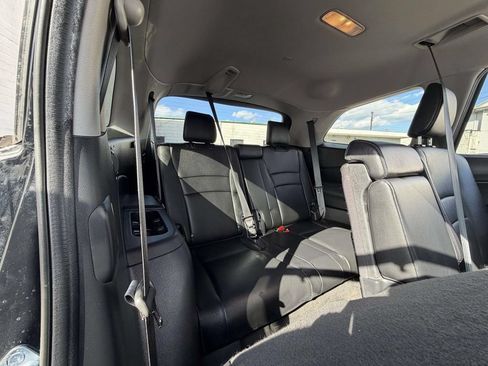 Used 2021 Honda Pilot Special Edition image 16