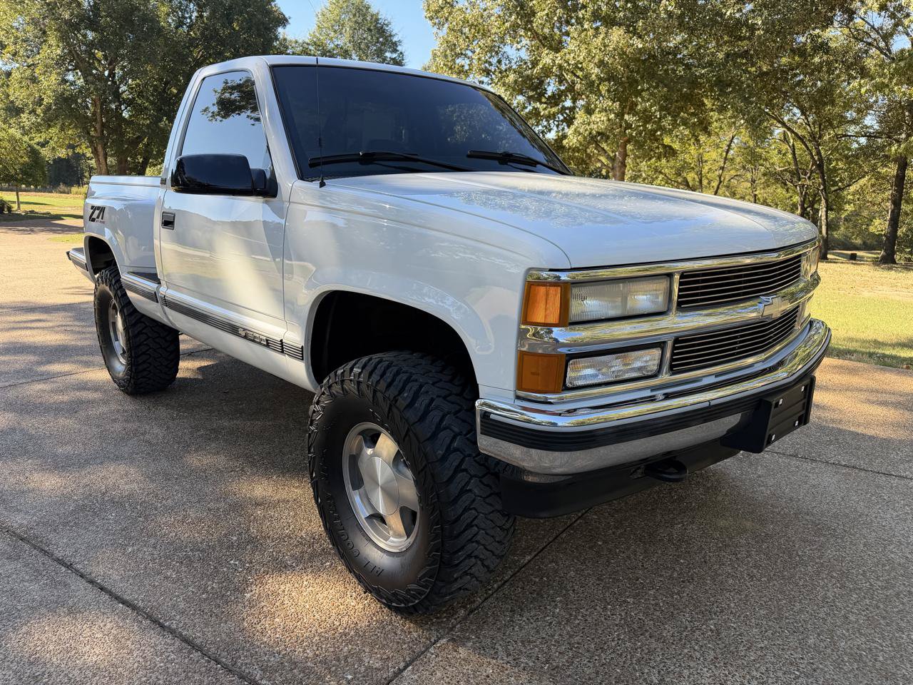 Used 1997 Chevrolet Silverado 1500 4x4 Regular Cab w/ Preferred Equipment Group 2 image 6