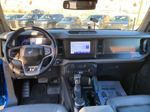 Used 2023 Ford Bronco Black Diamond image 14