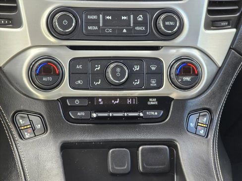 Used 2019 GMC Yukon SLT image 18