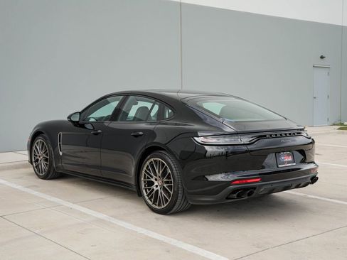 Used 2022 Porsche Panamera Platinum Edition RWD image 5
