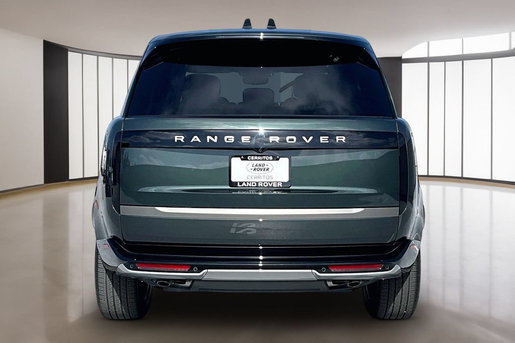 New 2026 Land Rover Range Rover Long Wheelbase SE AWD/4WD image 4