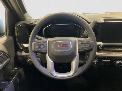 New 2026 GMC Sierra 1500 SLE image 13