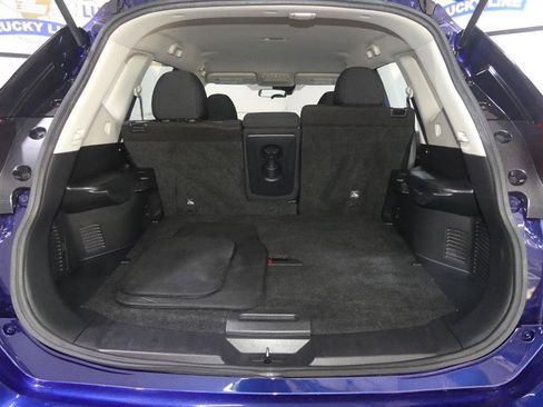 Used 2020 Nissan Rogue S AWD/4WD image 9