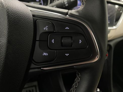 Used 2023 Buick Encore GX Essence w/ Experience Buick Package FWD image 46