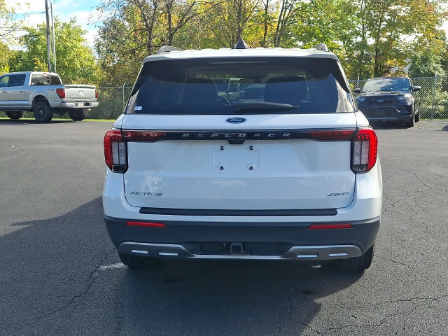 Used 2025 Ford Explorer Active w/ Active Comfort Package AWD/4WD image 11