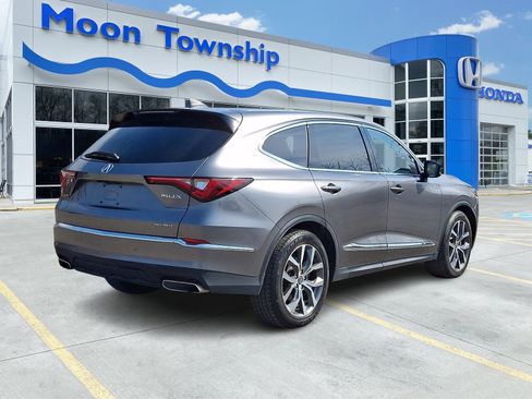 Used 2023 Acura MDX SH-AWD w/ Technology Package image 6