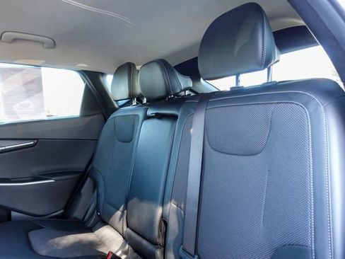 Used 2022 Kia EV6 Light image 24