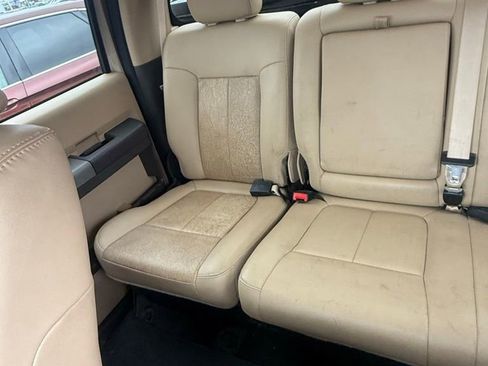 Used 2011 Ford F250 Lariat w/ Lariat Interior Pkg image 5