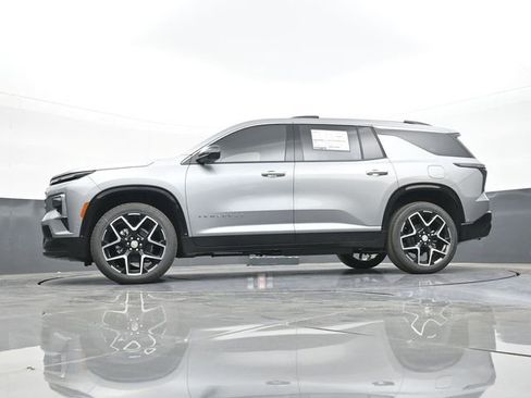 New 2026 Chevrolet Traverse High Country w/ LPO, Floor Liner Package FWD image 58