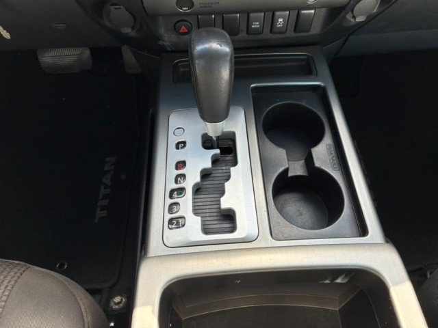 Used 2012 Nissan Titan SV w/ SV Value Truck Pkg RWD image 19