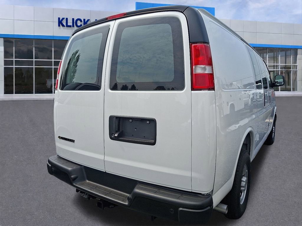 New 2025 Chevrolet Express 3500 w/ Driver Convenience Package RWD image 4
