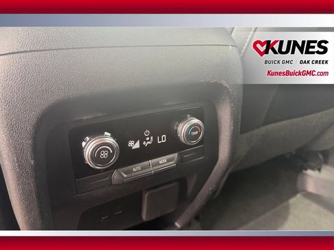 Used 2024 GMC Acadia Elevation AWD/4WD image 6