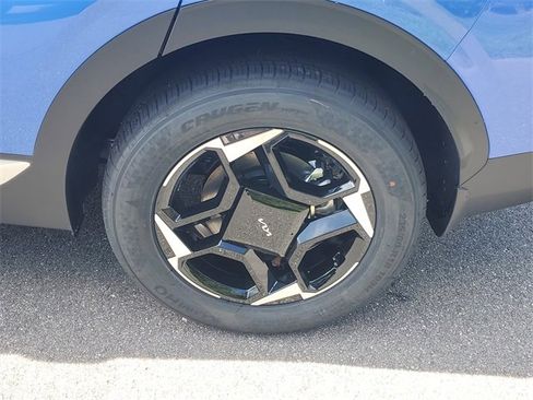 New 2026 Kia Sportage EX w/ EX Panorama Roof Package image 5