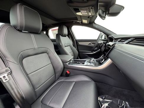 New 2024 Jaguar XF R-Dynamic SE AWD/4WD image 19