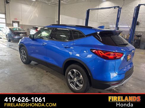 Used 2024 Chevrolet Blazer LT w/ Convenience Package image 3