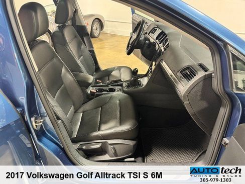 Used 2017 Volkswagen Golf Alltrack SE image 28