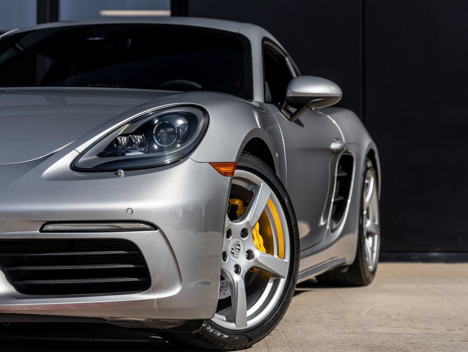 Certified 2019 Porsche 718 Cayman RWD image 17