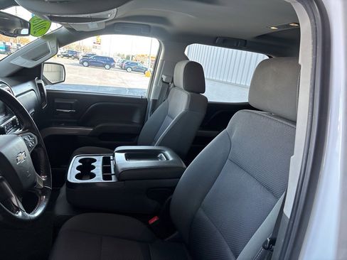 Used 2018 Chevrolet Silverado 1500 LT w/ All Star Edition image 10