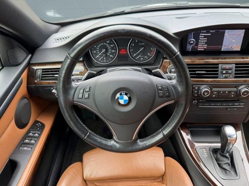 Used 2011 BMW 335i Convertible RWD image 24