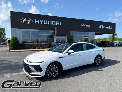 Certified 2024 Hyundai Sonata Limited FWD image 1