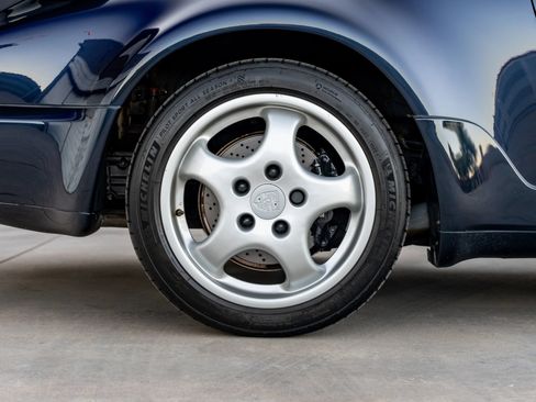 Used 1992 Porsche 911 Turbo RWD image 32