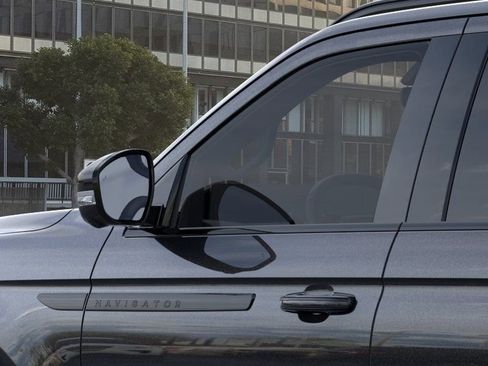 New 2026 Lincoln Navigator Reserve w/ Jet Appearance Package AWD/4WD image 20