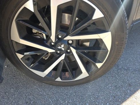 Used 2023 Mitsubishi Outlander SEL 40th Anniversary image 10