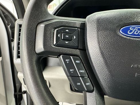 Used 2020 Ford F250 XL w/ STX Appearance Package AWD/4WD image 18