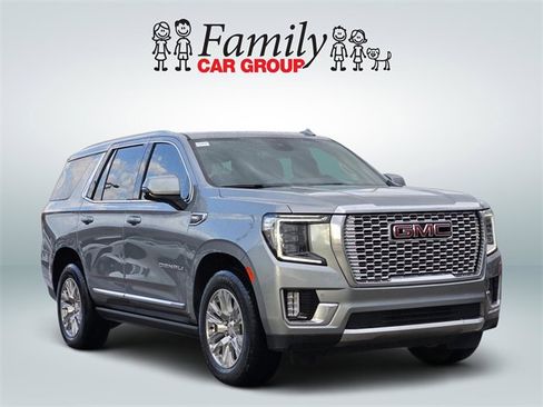 Used 2023 GMC Yukon Denali image 2