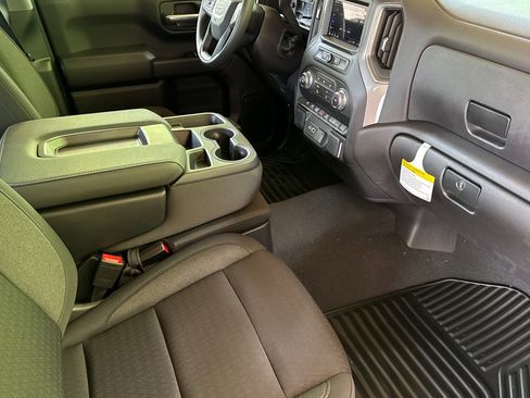 New 2026 GMC Sierra 1500 Pro w/ Pro Value Package AWD/4WD image 16