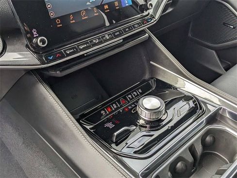 New 2024 Jeep Wagoneer 4WD w/ Premium Group I image 19