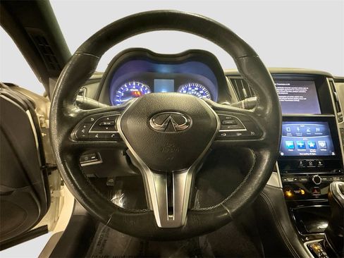 Used 2017 INFINITI Q60 w/ Premium Plus Package 2.0T image 12
