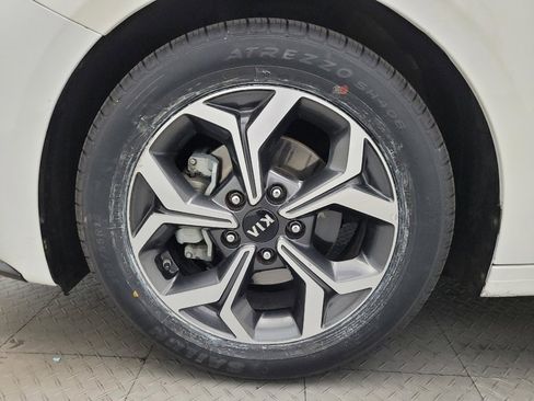 Used 2021 Kia Forte LXS FWD image 31