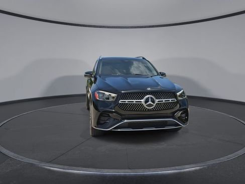 Used 2024 Mercedes-Benz GLE 350 4MATIC image 3