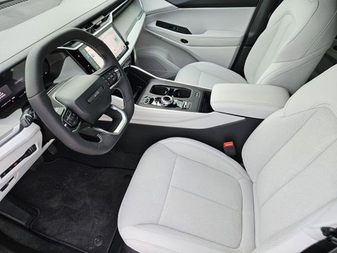 New 2026 Jeep Cherokee Laredo AWD/4WD image 15
