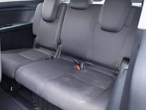 Used 2018 Honda Odyssey EX image 17