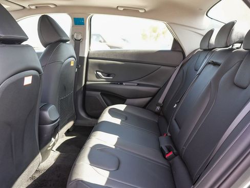 New 2026 Hyundai Elantra Limited FWD image 20