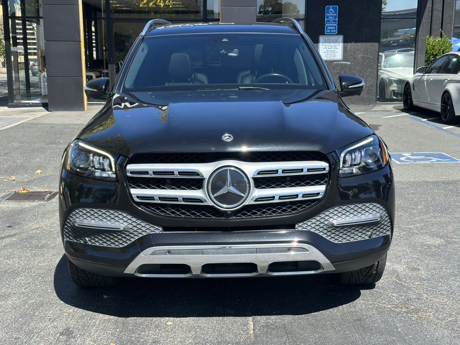 Used 2022 Mercedes-Benz GLS 450 4MATIC image 5